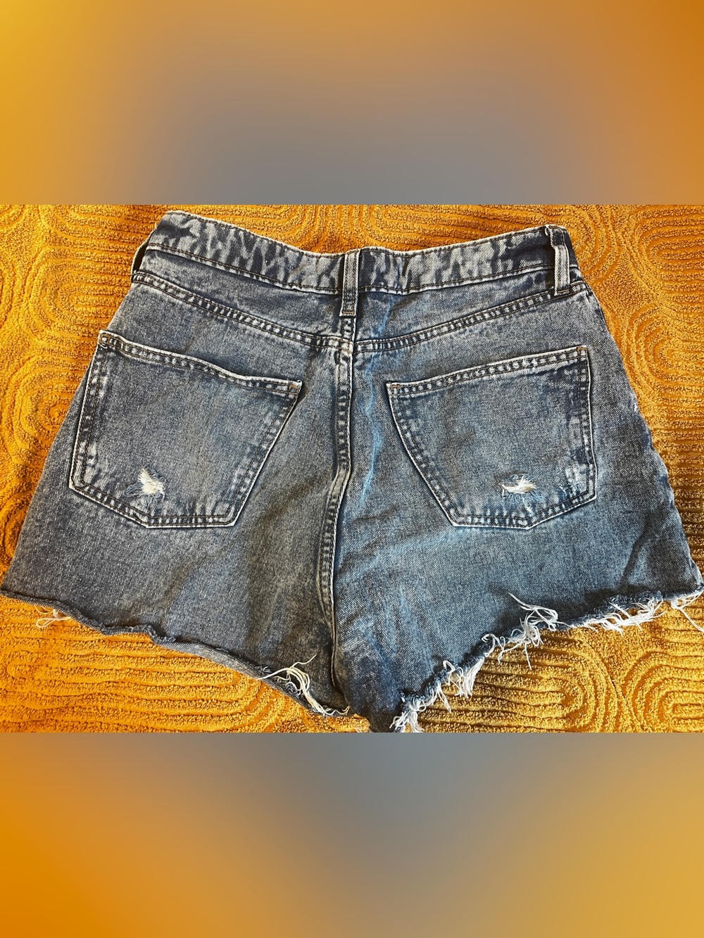 Highest rise Distressed Women's Denim Shorts - Blue WILD FABLE. SZ 8 - Picture 3 of 4